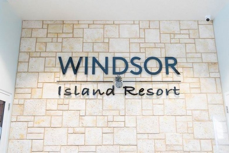 Beautiful 9BD Home at Windsor Island Resort